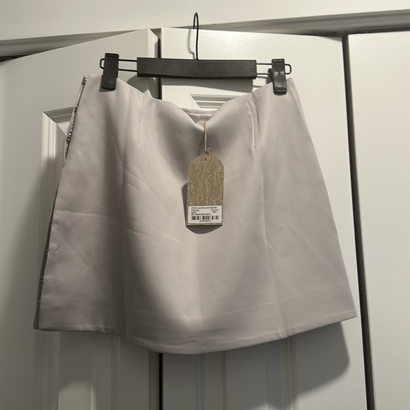 Meshki NWT Lainey Hook And Eye Mini Skirt & Top Set - Grey Small - Picture 7 of 7